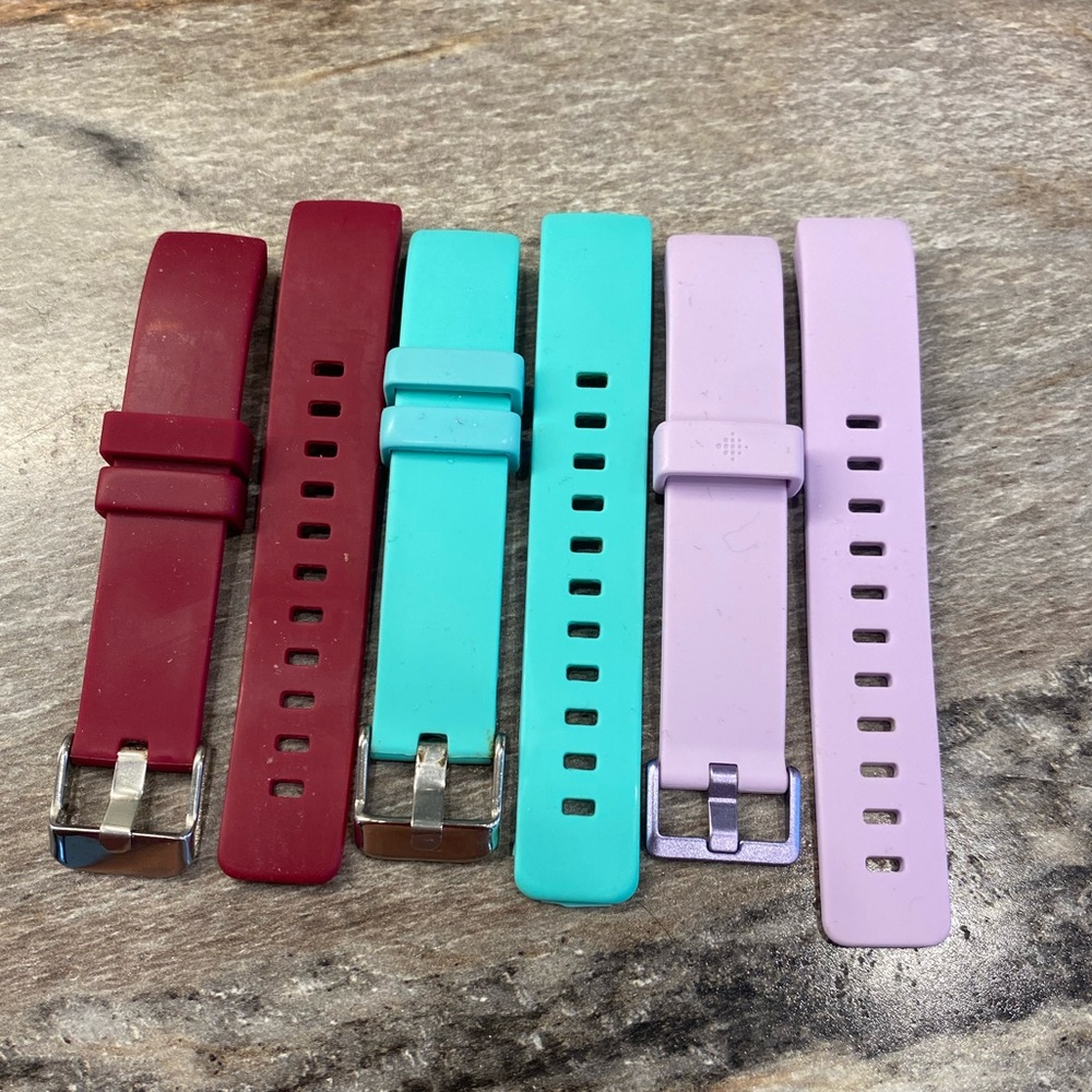 FIT BIT BANDS (3)